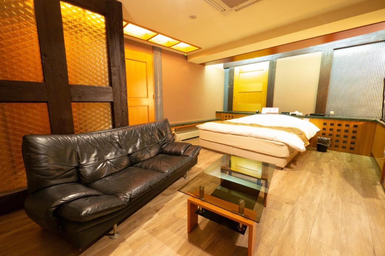 Hotel Rplus日高 (Adults Only) Hidaka  Bagian luar foto