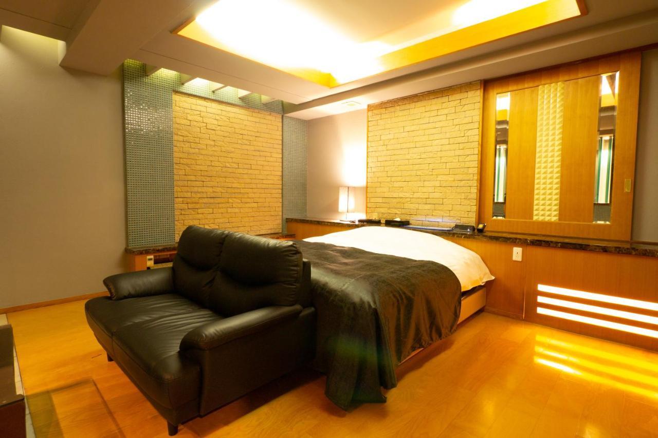 Hotel Rplus日高 (Adults Only) Hidaka  Bagian luar foto