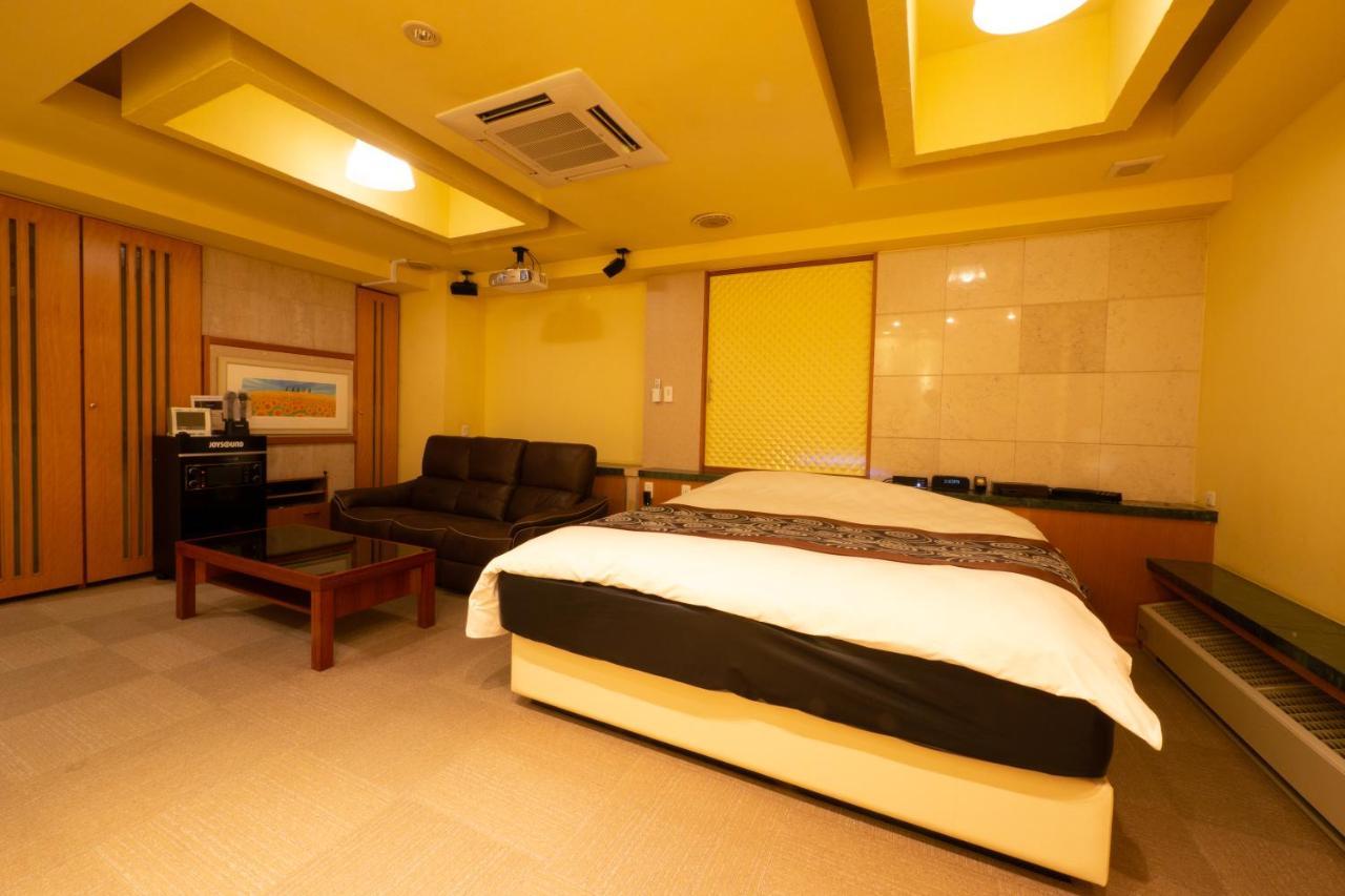 Hotel Rplus日高 (Adults Only) Hidaka  Bagian luar foto