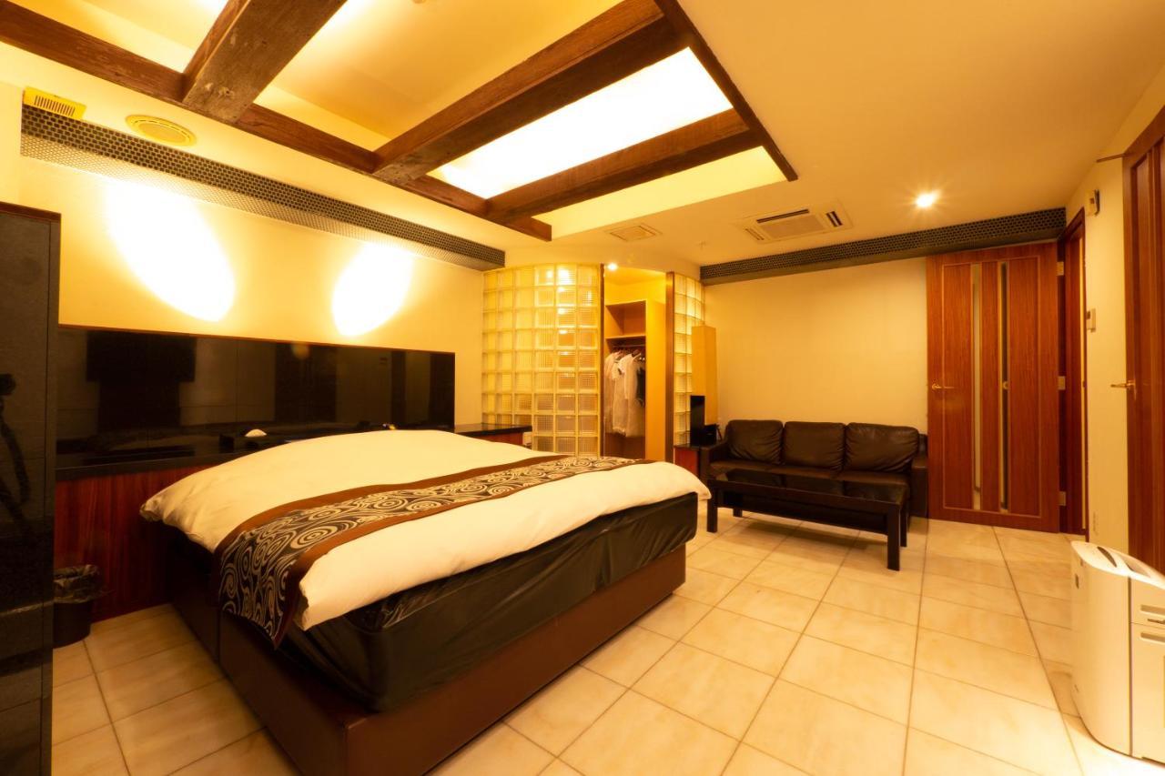 Hotel Rplus日高 (Adults Only) Hidaka  Bagian luar foto