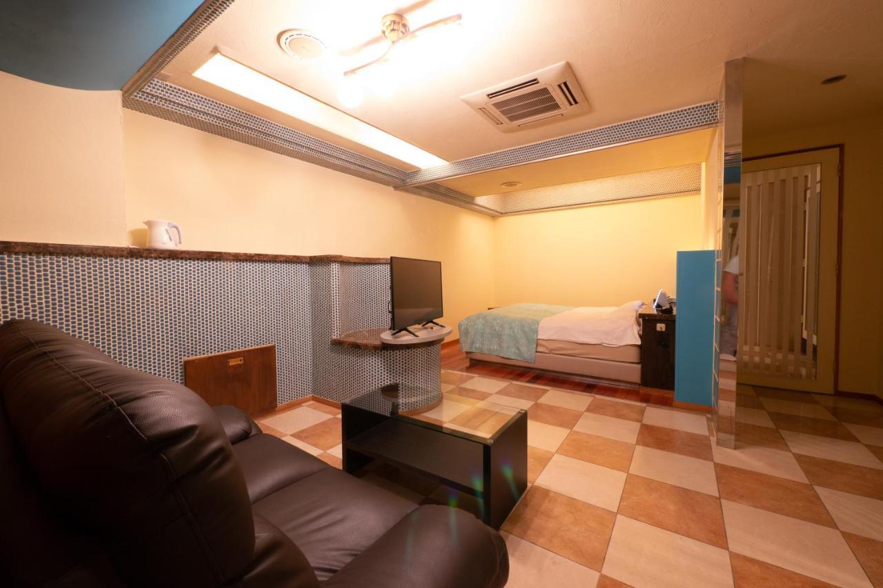Hotel Rplus日高 (Adults Only) Hidaka  Bagian luar foto