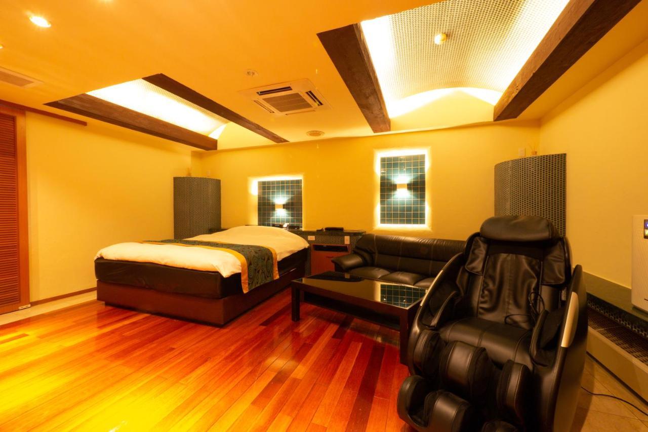 Hotel Rplus日高 (Adults Only) Hidaka  Bagian luar foto